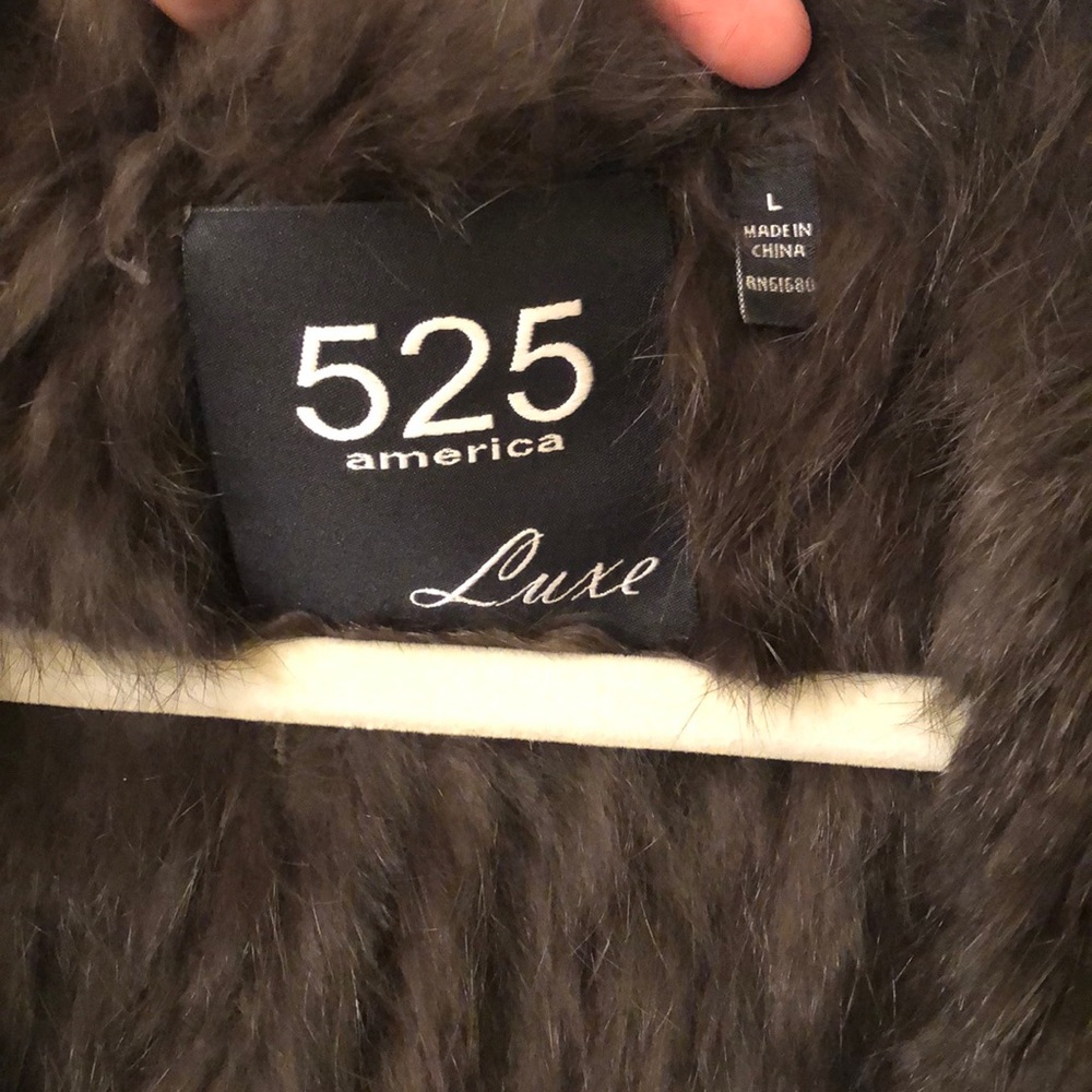 Brown Rabbit Fur vest - Picture 2 of 5